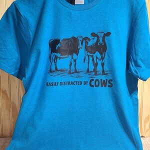 Easily Distracted By Cows Graphic Short Sleeve Tee